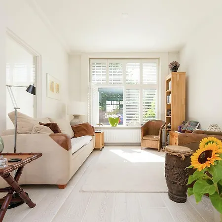 Modern Holiday In With Garden بيت للعطل بلومِندال